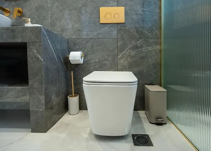 Rhodes Center Luxury Apartment *