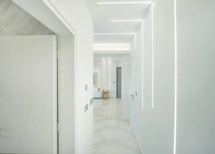 Rhodes Center Luxury